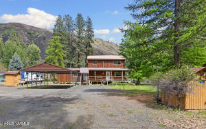 51 Deer Meadow Ln Property Photo 2