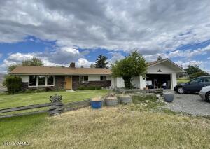 654 Brathovde Rd Property Photo