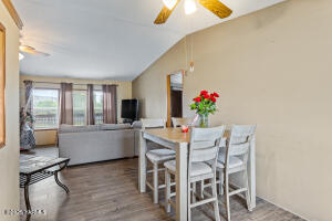 15220 Fisk Rd Property Photo 5