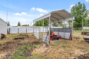 15220 Fisk Rd Property Photo 25
