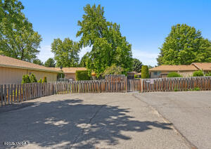 7610 Summitview Ave Property Photo 21