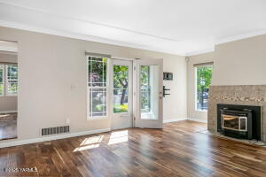 1701 Yakima Ave Property Photo 9
