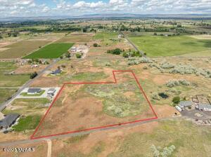 176501 Lower County Rd Property Photo 1