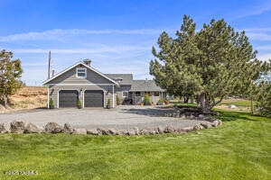 12826 Douglas Rd Property Photo 1