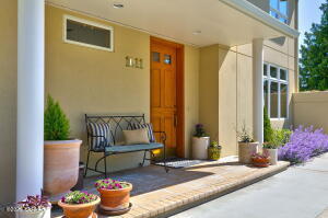 1011 79th Ave Property Photo 8