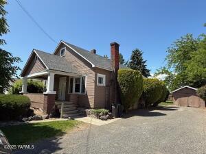 1216 44th Ave Property Photo 1