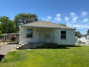 1306 10th Ave Property Photo