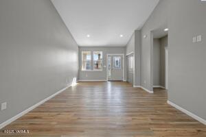 200 Ivone Dr Property Photo 5