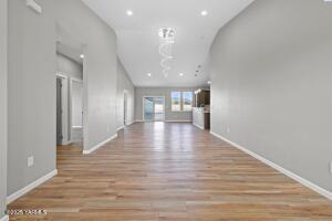 200 Ivone Dr Property Photo 6