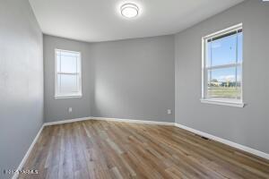 200 Ivone Dr Property Photo 14