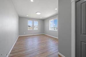 200 Ivone Dr Property Photo 15