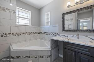200 Ivone Dr Property Photo 17