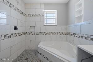 200 Ivone Dr Property Photo 18