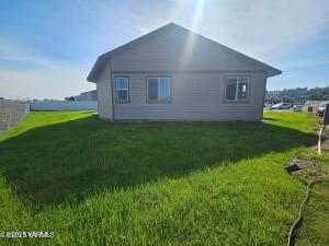 200 Ivone Dr Property Photo 29