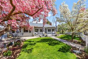 119 Park Ave Property Photo 1