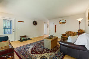7610 Summitview Ave Property Photo 5