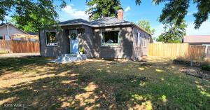 1105 31st Ave Property Photo
