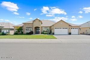 7506 Lyons Ln Property Photo 1