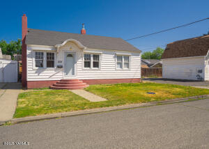 1309 Spruce St Property Photo
