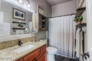 1008 90th Ave Property Photo 30