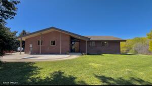 243 Collins Rd Property Photo