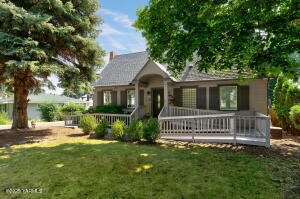 615 32nd Ave Property Photo