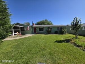 3204 Viola Ave Property Photo
