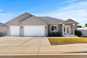 7402 Viewcrest Way Property Photo