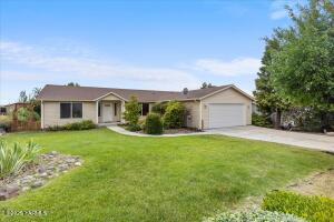 6402 Ridgeway Dr Property Photo