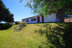 4920 Wenas Rd Property Photo
