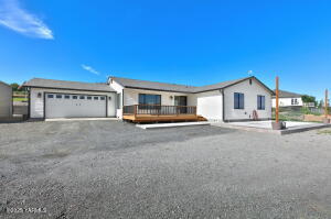 181 Perry Way Property Photo