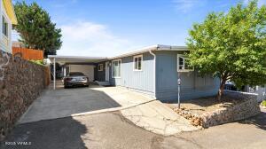 24 Leisure Hill Dr Property Photo
