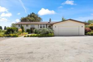 340 Eschbach Rd Property Photo