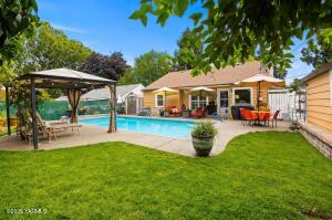 2701 Palatine Ave Property Photo