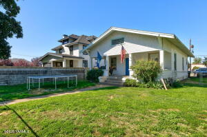 312 10th Ave Property Photo