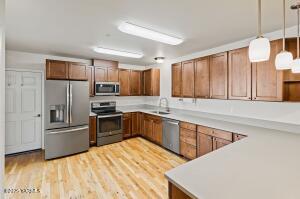 5701 Chestnut Ave Property Photo