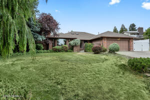 404 Chisholm Trail Property Photo