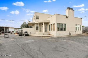2110 Fruitvale Blvd Property Photo