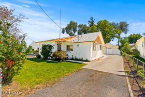 3310 Castlevale Rd Property Photo