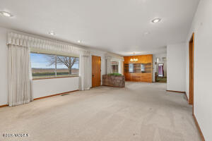 221 Meyers Rd Property Photo 9