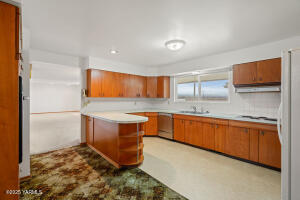 221 Meyers Rd Property Photo 12