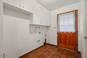 221 Meyers Rd Property Photo 21