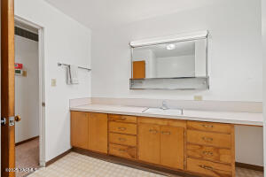 221 Meyers Rd Property Photo 22