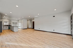 1210 Whatcom St Property Photo 11