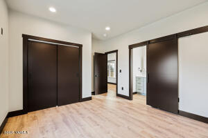 1210 Whatcom St Property Photo 24