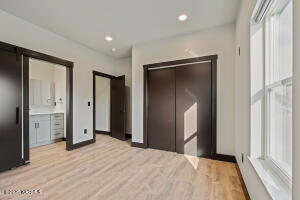 1210 Whatcom St Property Photo 27