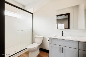 1210 Whatcom St Property Photo 28