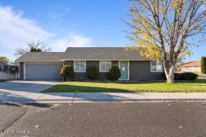 1132 Bobbi Dr Property Photo 1