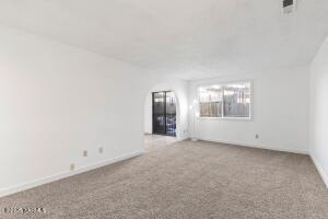207 8th Ave Property Photo 7
