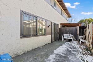 207 8th Ave Property Photo 22